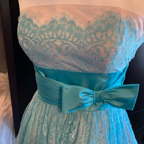 Betsey Johnson Evening Strapless Formal Dress π Size 4 - Picture 4 of 17